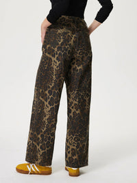 Jeans, leopard print jeans, women's jeans. womens jeans, bell bottom jeans, tight jeans, cute jeans, fashion websites, cool jeans, outfit ideas, stretchy jeans, comfortable jeans, ripped jeans, distresses jeans, high waisted jeans, high rise jeans, new womens clothing, luxury clothing, designer jeans, casual work outfit ideas, date ouitfit ideas, concert outfit ideas, kesley fashion, cheetah print jeans, leopard print jeans, cheetah print clothing, leopard print clothing, womens leaopard print pants, trendy