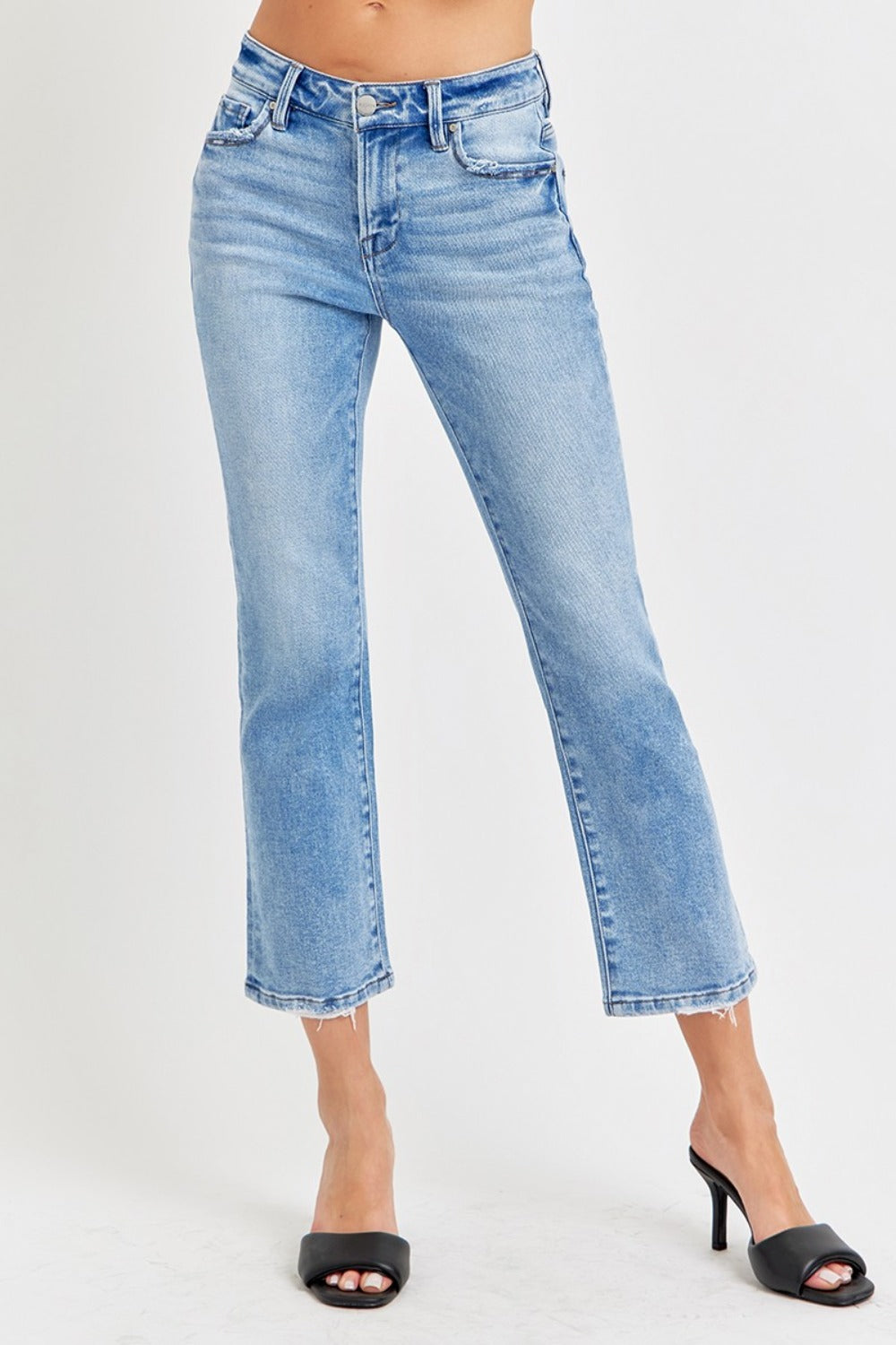 jeans, jean, jean pants, pants, womens pants, womens bottoms, blue jeans, womens jeans, slim jeans, fitting pants, jeans with pockets, low rise, low rise jeans, y2k fashion, 2000s fashion, trending fashion, trendy clothes, straight leg, straight leg jeans, low rise pants, rey, kesley boutique, kesley, womens fashion, skinny jeans, date night outfit, outfit ideas, outfit inspo, fitspo, aesthetic, ankle length, cropped jeans, comfortable jeans, comfy jeans, date night outfits, date outfits, casual wear