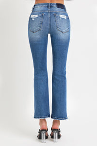 jeans, blue jeans, women's jeans. womens jeans, bell bottom jeans, tight jeans, cute jeans, fashion websites, cool jeans, outfit ideas, stretchy jeans, comfortable jeans, ripped jeans, distresses jeans, high waisted jeans, high rise jeans, new womens clothing, luxury clothing, designer jeans, casual work outfit ideas, date ouitfit ideas, concert outfit ideas, kesley fashion, high waisted jeans, fringe jeans, mid-rise jeans,