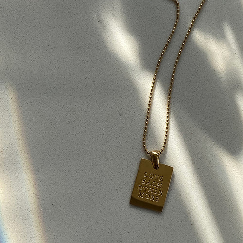 KESLEY  New Stylish Hiphop Personal Engraved Letter Message Square Necklaces Waterproof Jewelry with a Message KESLEY