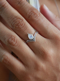 rings, silver rings, moonstone rings, sterling silver rings, rainbow moonstone rings , 925, waterproof rings, designer rings, new rings, trending jewelry, fashion jewelry, gemstone rings, birthstone rings, dainty rings, fashion jewelry, accessories, pear shape rings, kelsey jewelry, trending on tiktok, birthday gifts, anniversary gifts, black friday jewelry, graduation gifts , waterproof rings, dainty jewelry, fine jewelry, designer rings