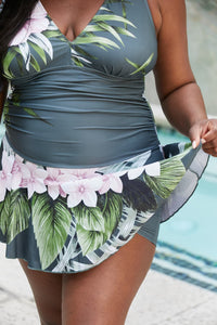 swimwear, swimsuit, one piece, one piece swimsuit, womens swimwear, plus size, plus size fashion, plus size swimwear, skort, swimsuit skort, underskirt, womens underskirt, floral design, boho fashion, boho, boho aesthetic, boho swimwear, boho swimsuit, aesthetic, aesthetic swimsuit, swimsuit skirt, beach wear, beach outfits, beach outfit ideas, beach fashion, trending fashion, womens plus size, tennis skirt, short skirt, mini skirt, floral fashion, black swimsuit, black swimwear, bodycon, kesley