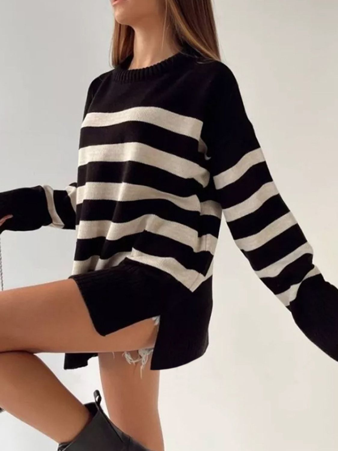 Slit Striped Round Neck Sweater New Women's Fashion