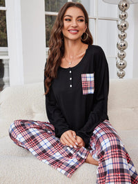 clothes, cute clothes, womens clothing, sweatpants, sweatpants for women, women's sweat pants, comfly clothes, comfortable clothing, comfortable clothes,  two piece outfit set, two piece fashion set, pajamas, nice pajamas, women's pajamas, trending pajamas, christmas pajamas, holiday pajamas, christmas print pajamas, ugly christmas pajamas set, christmas gifts, pajamas for winter times, christmas day pajamas, christmas eve pajama set, christmas morning pajamas, christmas gifts for her, cute christmas pajama