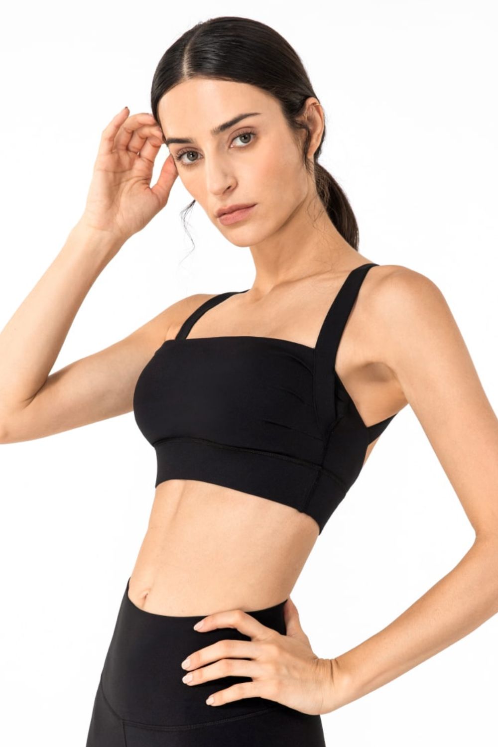 Backless Crop Top and Yoga Top Women's Open Back Pleated Detail Sports Bra KESLEY