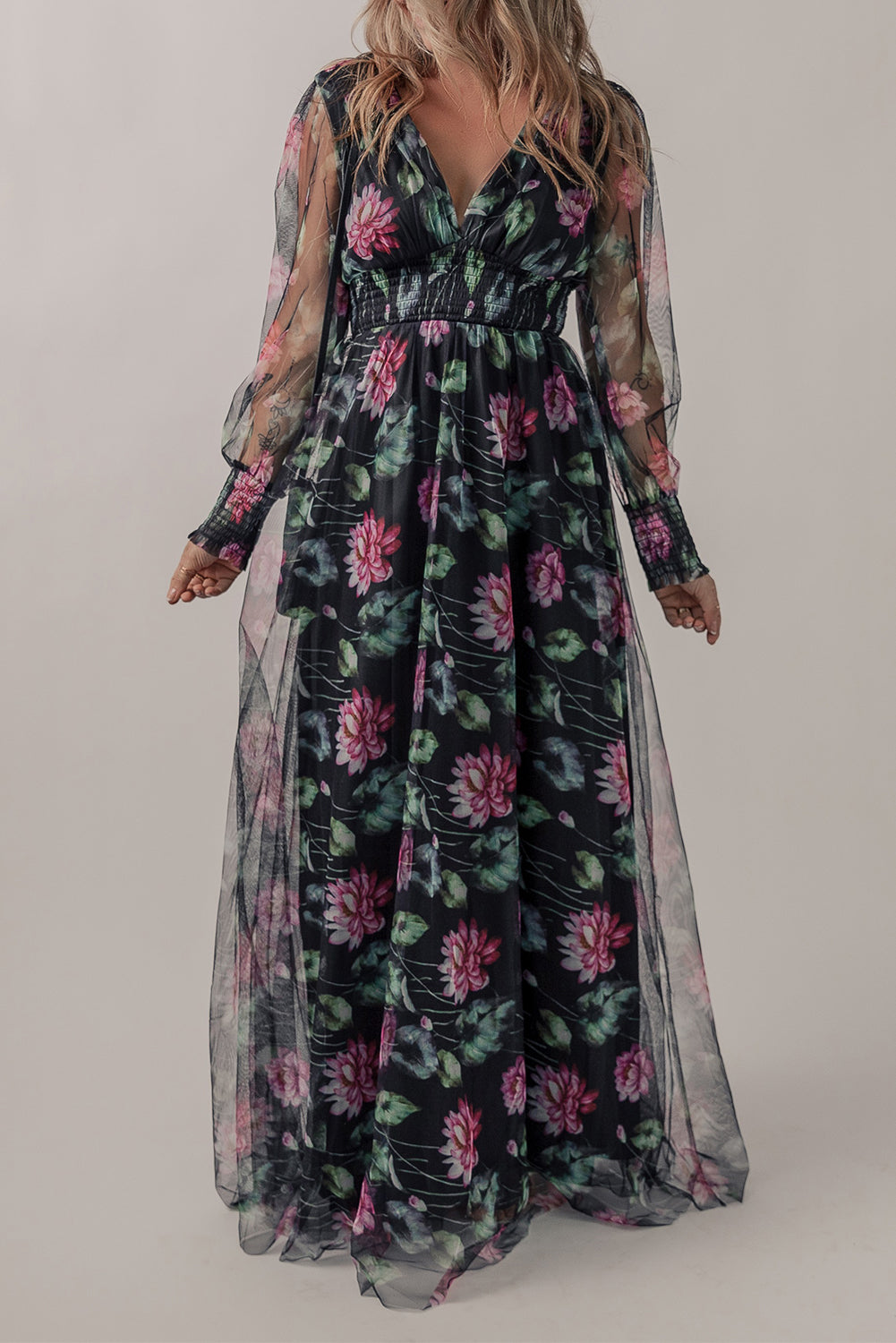 Somcked Floral V-Neck Long Sleeve Dress