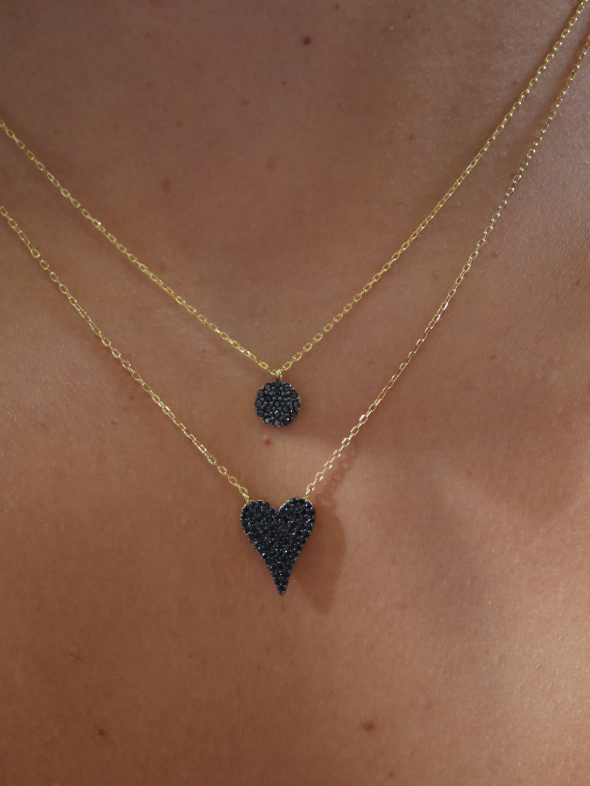 Black-Diamond-Heart-Necklace-CZ-Sterling-Silver-Rhinestone-Miami-trending-popular-gold-black-necklace-men-women-kids-Kesley-Boutique-Treding-Jewelry-Reels-intasgram-tik-tok-brands-top-necklaces-gifts-ideas