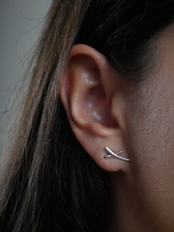 earrings, silver earrings, silver stud earrings, silver jewelry, plain stud earrings, plain earrings, waterproof jewelry, plain stud earrings, nickel free earrings, dainty stud earrings, plain earrings, gifts, birthday gifts, fine jewelry, fashion jewelry, cheap earrings, silver stud earrings, white gold earrings, trending jewelry, kesley jewelry, hypoallergenic earrings, designer jewelry, nice earrings, luxury earrings