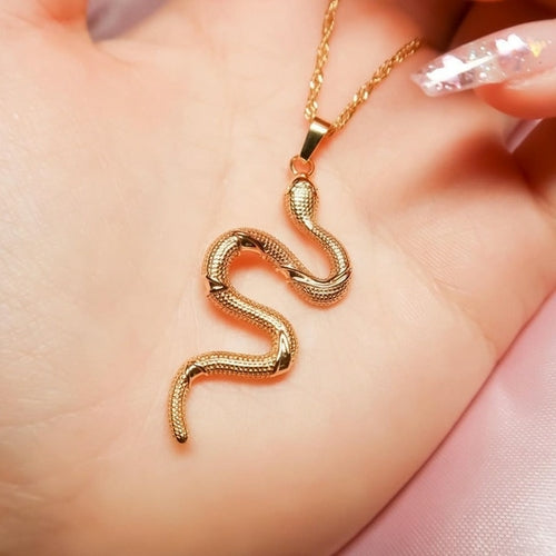 18K Gold Snake Necklace Goth Snake Pendant Necklace For Women Stainless Steel Gold Plated