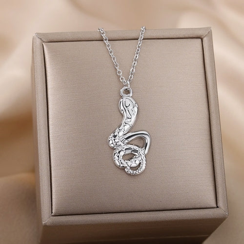 18K Gold Snake Necklace Goth Snake Pendant Necklace For Women Stainless Steel Gold Plated