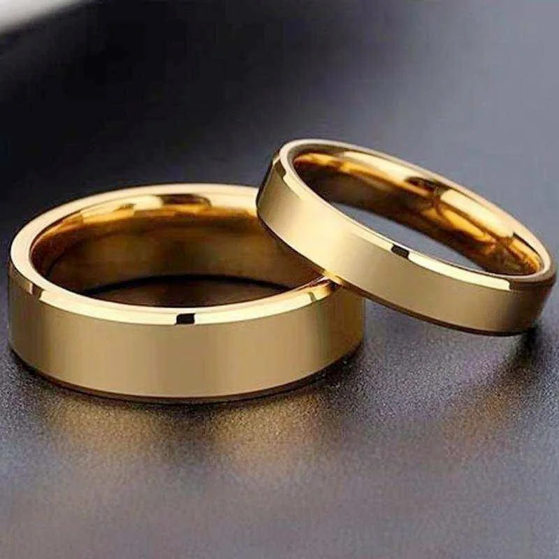 KESLEY Smooth Stainless Steel Couple Rings Gold colour Simple 4MM 6MM Wedding Bands 18K Gold Plated Waterproof Hypoallergenic