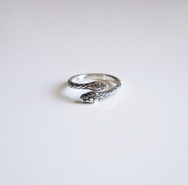 rings, silver rings, snake rings, adjustable rings, rings for men, rings for women, vintage rings, gifts, size 8 rings, jewelry, fashion jewelry, fine jewelry, white gold rings, cool rings, jewelry, trending on tiktok, statement rings, snake jewelry, kesley jewelry, adjustable rings, adjustable snake rings, silver ring