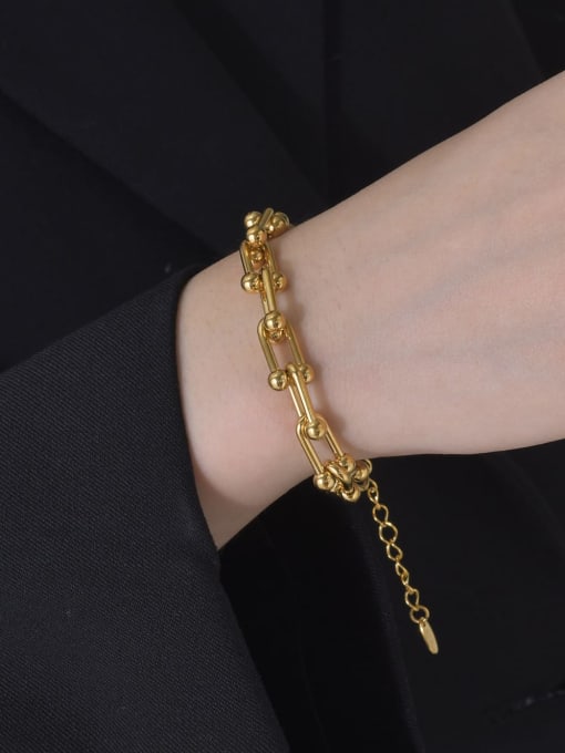 bracelets, gold bracelets, gold jewelry, gold accessories, statement jewelry, statement bracelets, fashion jewelry, trending jewelry, paperclip bracelets, fashion jewelry, gold plated jewelry, cheap bracelets, affordable jewelry, designer jewelry, nice bracelets