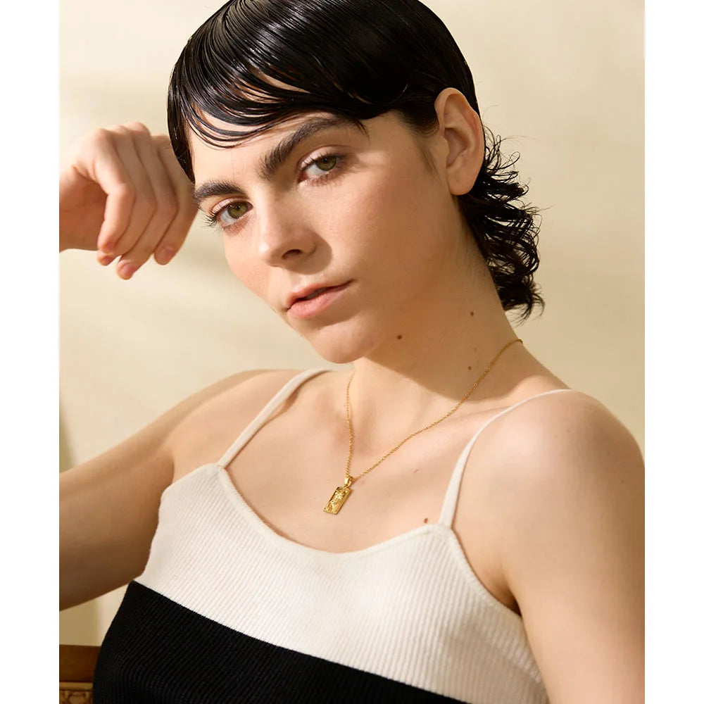 KESLEY Statement Body Sculpture Necklace Square Pendant Stainless Steel Statement Necklace Waterproof Gold Plated