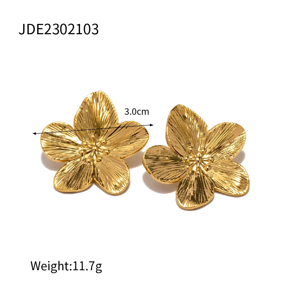 KESLEY Flower Stud Earrings Hypoallergenic Tarnish Free Vintage 18k Gold Stainless Steel Flower Metal