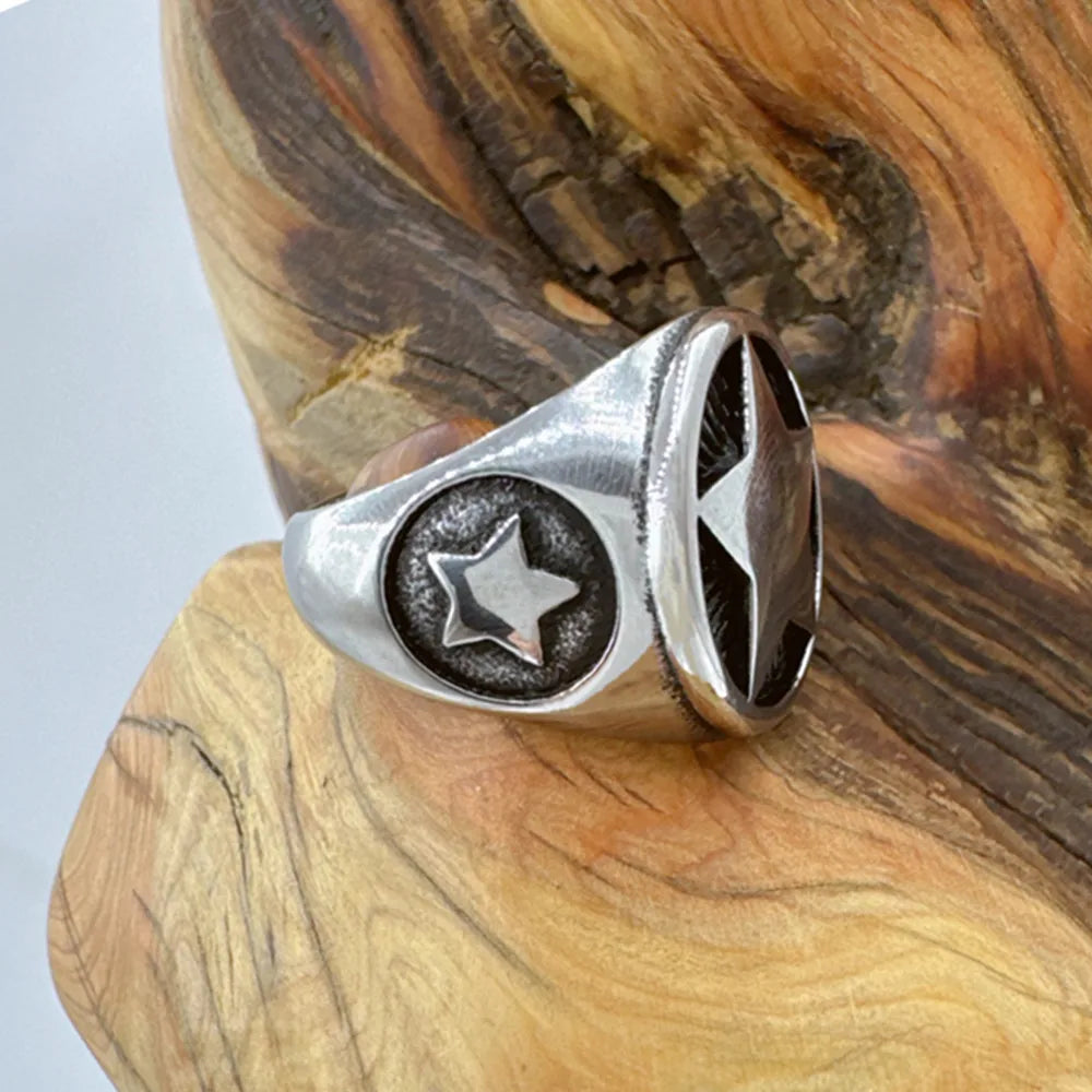 STAR Ring Five Pointed Star Ring 316L Stainless Steel Jewelry Signet Style Rings for Men and Women Jewelry Waterproof Hypoallergenic