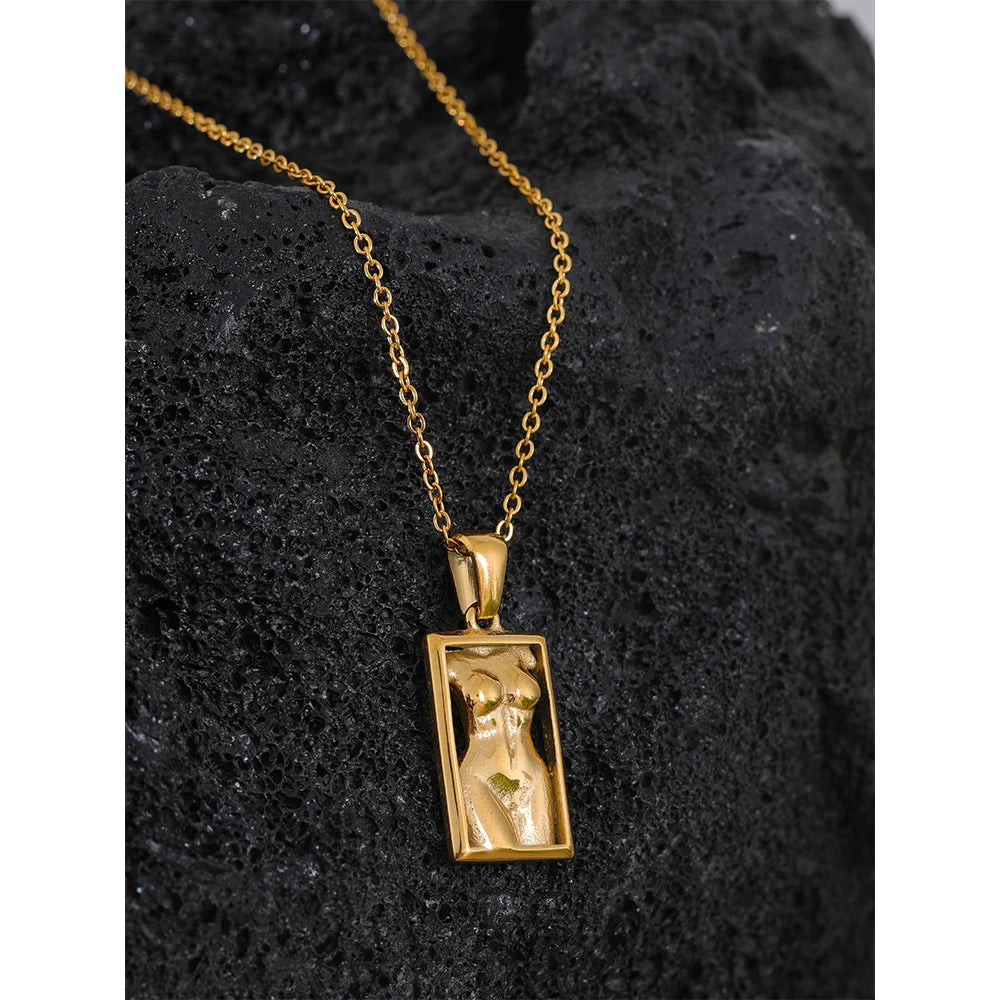 KESLEY Statement Body Sculpture Necklace Square Pendant Stainless Steel Statement Necklace Waterproof Gold Plated