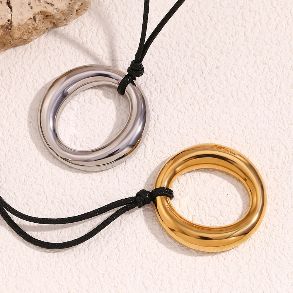 KESLEY O-shaped Circular Pendant with Black Rope necklace 18K Gold