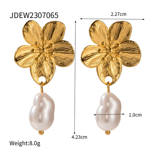 KESLEY Hypoallergenic Stylish Vintage Flower Stud Earrings Premium 18k