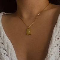 gold necklaces, necklaces, jewelry, nice jewelry, womens fashion, tarot card necklaces, mexican lotery, mexican psyschic cards, gold necklaces, gold jewelry, waterproof necklaces, waterproof jewelry, cute necklaces, pyschic readings, gifts for people who like tarot cards, free psychic readings on instagram, nice jewelry, gifts 2024, gift ideas