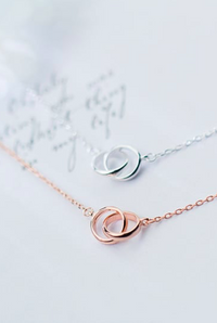 circle interlocked necklace by Kesley Girlwith3jobs