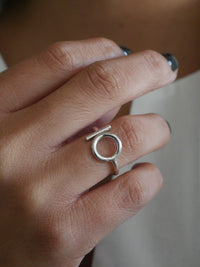 rings, adjustable rings, sterling silver rings, .925 rings, circle and bar rings, unisex rings for men and women, accessories, fashion jewelry, plain rings, dainty rings, popular jewelry, trending, designer jewelry, fine jewelry, rings in white gold, nice jewelry, rings that wont turn green, rings that wont tarnish, designer jewelry, gift ideas, graduation gift ideas, birthday gift ideas, casual jewelry, tiktok brands, instagram shop, size 10 rings, size 9 rings, size 7 rings, size 6 rings