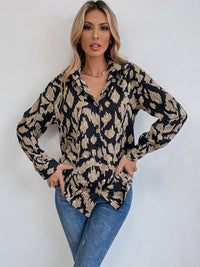 long sleeve, long sleeve shirt, long sleeve button up shirt, womens long sleeve, button up shirt, business casual, womens business casual, loose fit, collared shirt, leopard print, button up blouse, long sleeve blouse, leopard print top, y2k fashion, 90s fashion, 80s fashion, outfit inspo, outfit ideas, fitspo, aesthetic, aesthetic fashion, aesthetic outfits, holiday outfits, nightout outfits, casual wear, alt fashion, alternative fashion, kesley, kesley boutique, indie fashion, womens clothing