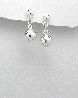 Classic & Chic Ball .925 Sterling Silver Earrings