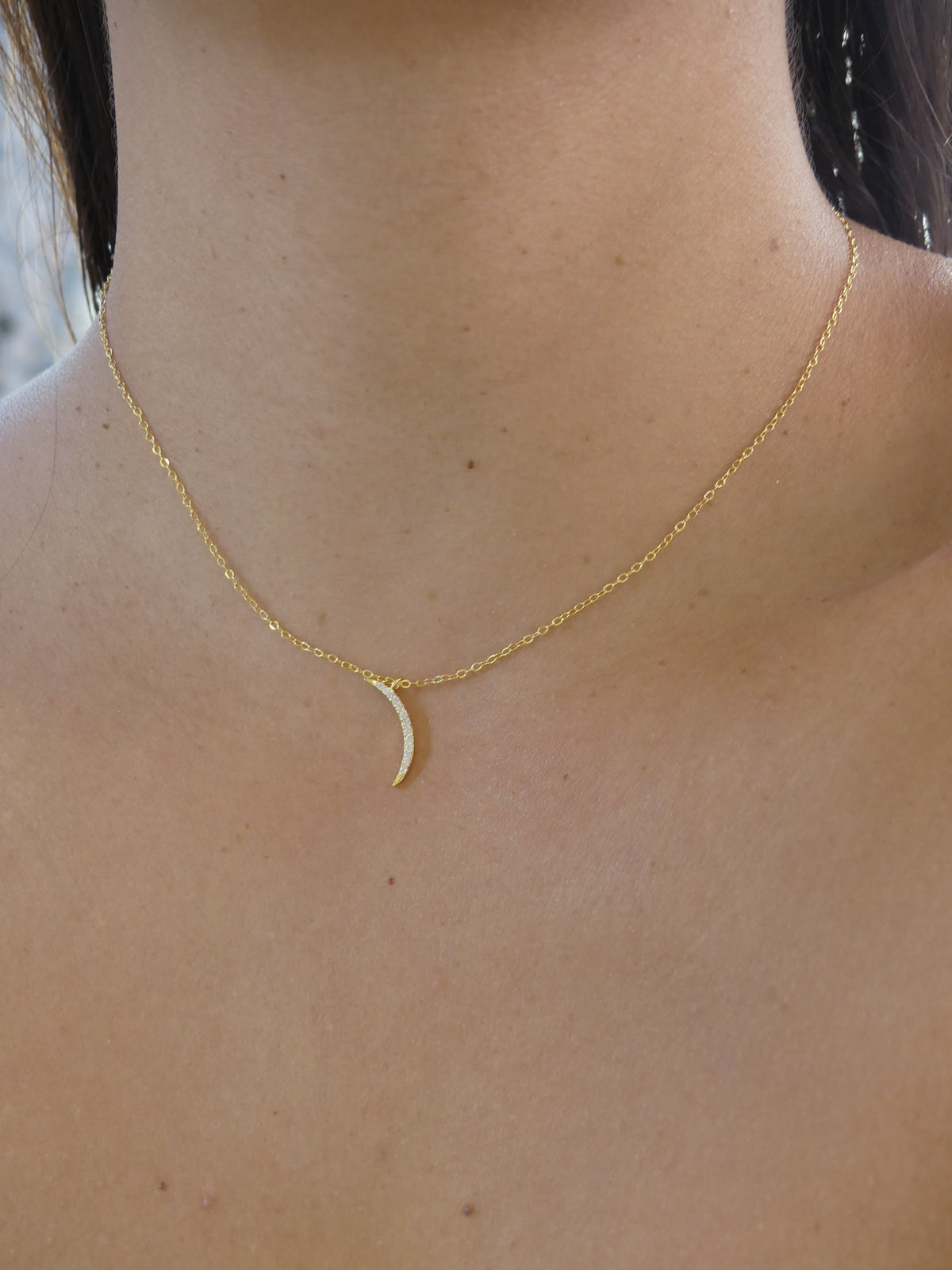 Dainty moon necklace gold plated .925 sterling silver. Kesley Boutique. Gift ideas. Cute, trending necklaces on pinterest. Gift ideas