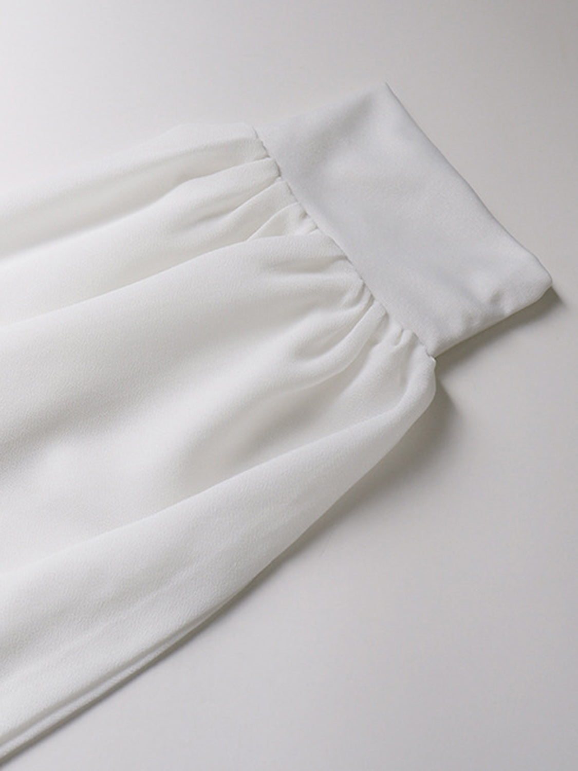 White Backless Bow Long Sleeve Blouse Women's Casual Long Sleeve Open Back Shirt