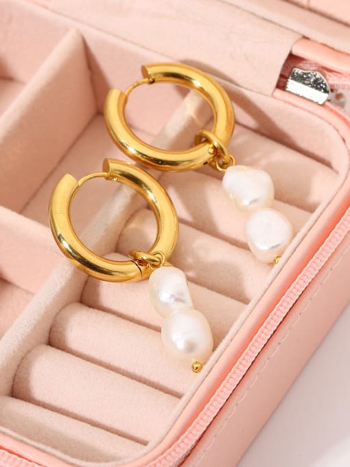 earrings, pearl earrings, gold pearl earrings, statement earrings, gold plated jewelry, pearl jewelry, pearl hoop earrings 