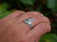 Green snake ring with diamond cz sterling silver 925 wont tarnish or turn green. snake rings for men and women shopping in Miami, jewelry store in Brickell - trending rings gift ideas popular jewelry on instagram reels and tiktok Kesley Boutique