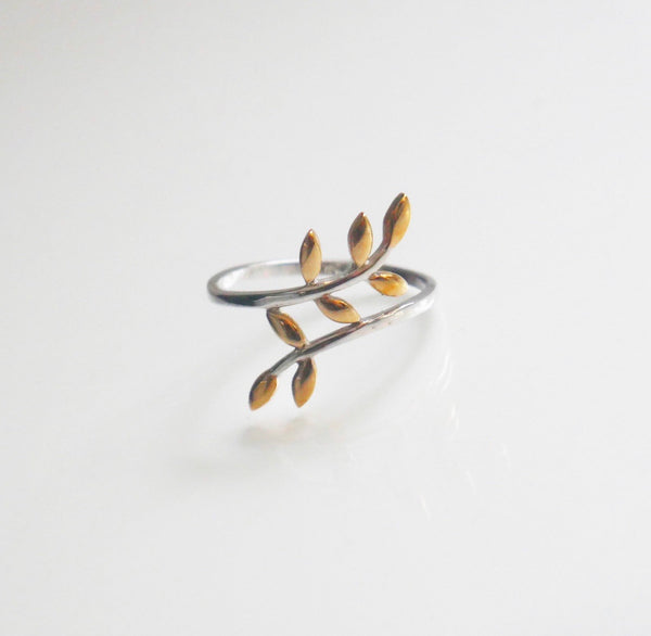 rings, sterling silver rings, gold and silver rings, two tone rings, dainty rings, sterling silver jewelry, trending rings, trending jewelry, waterproof jewelry,  birthday gifts, anniversary gifts, trending jewelry, leaf rings, two rone rings designe rings designer jewelry