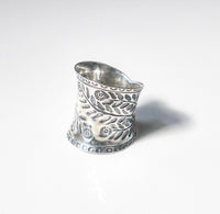 rings, silver rings, boho ring, birthday gifts, anniversary gifts, vintage rings, vintage jewelry, designer jewelry, cool jewelry, fashion jewelry, fine jewelry, flower print rings, hippie style rings, statement rings, sterling silver rings, gift for her, gift for girlfriend, gift for wife, mothers day gifts, valentines day gifts, nice jewelry, long rings, chunky rings, silver rings, tarnish free rings, waterproof jewelry , Kesley boutique