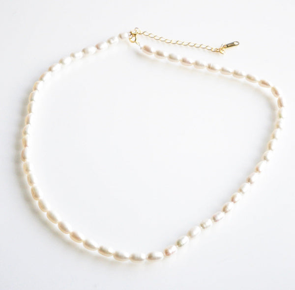 necklaces, pearl necklaces