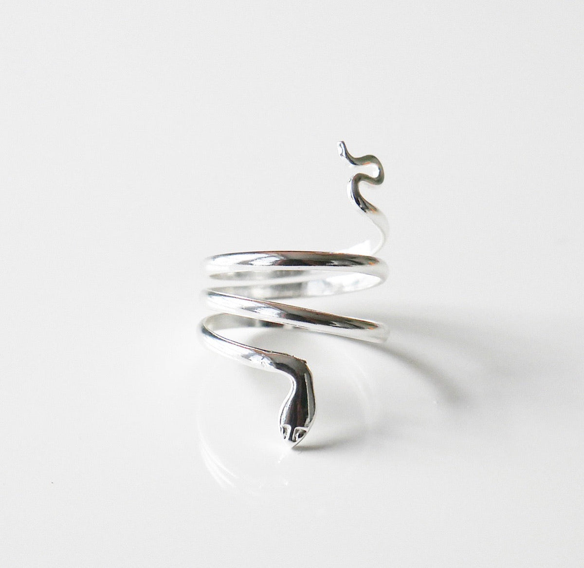 rings, silver ring, snake rings, 925 sterling silver rings, snake jewelry, statement rings, adjustable rings, white gold rings, snake jewelry, fashion jewelry, fashion accessories, waterproof rings, adjustable rings, christmas gifts, birthday gifts, anniversary gifts, cool jewelry, trending rings 