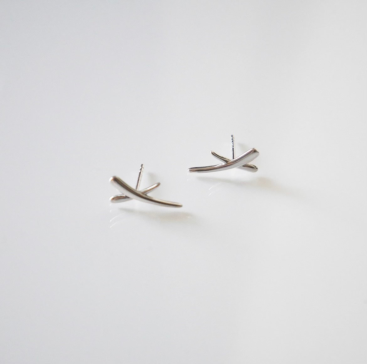 earrings, silver earrings, silver stud earrings, silver jewelry, plain stud earrings, plain earrings, waterproof jewelry, plain stud earrings, nickel free earrings, dainty stud earrings, plain earrings, gifts, birthday gifts, fine jewelry, fashion jewelry, cheap earrings, silver stud earrings, white gold earrings, trending jewelry, kesley jewelry, hypoallergenic earrings, designer jewelry, nice earrings, luxury earrings
