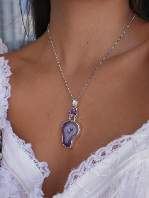 necklaces, silver, amethyst, 925, Amethyst Necklaces, Silver amethyst necklace, Agates, Agate Jewelry, Agate Necklaces, Amethyst Agate necklace, cool necklaces, cool jewelry, birthstone jewelry, birthstone necklaces, gifts, gift ideas, anniversary, birthday, purple necklaces, purple jewelry, fashion jewelry, fine jewelry, statement necklaces, real jewelry, trending on tiktok, Kesley Boutique, Kesley Jewelry , Silver Amethyst Necklaces , long necklaces, bulky necklaces, long silver necklace, designer jewelry