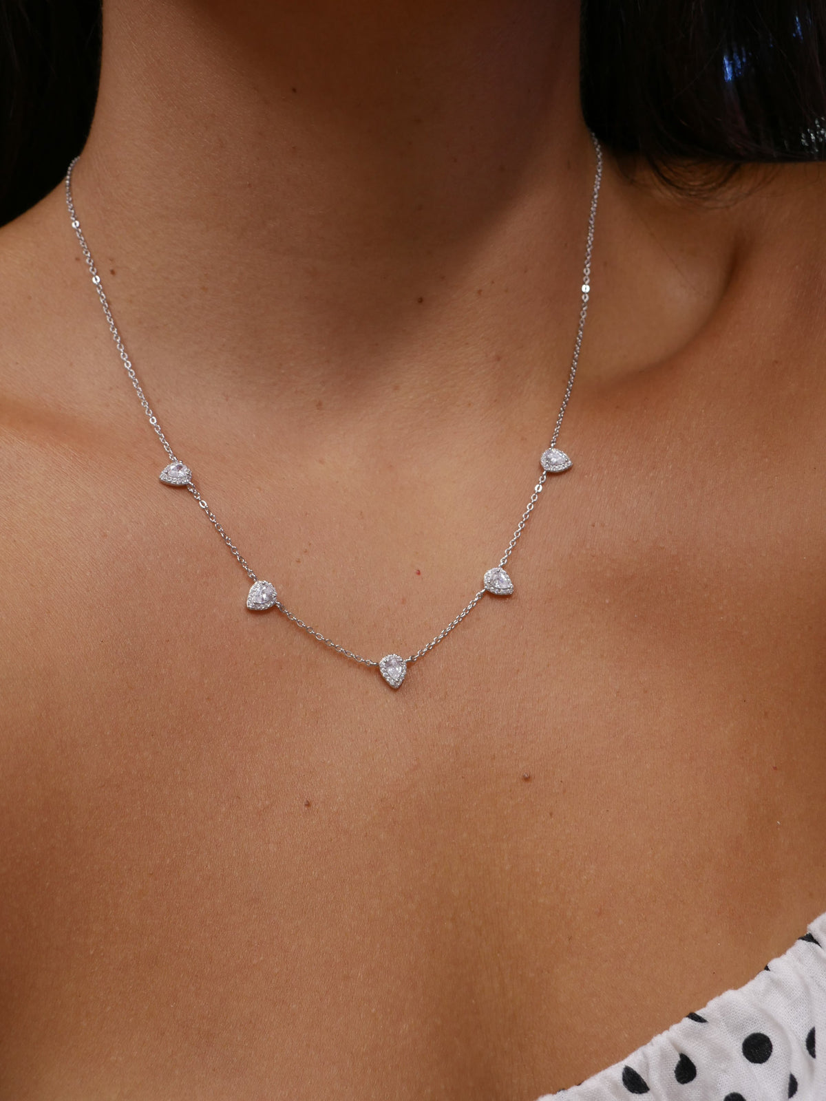 necklaces, sterling silver necklaces, white gold, short necklaces, casual necklaces, elegant necklaces, pear shape necklaces, tear shape necklaces, anniversary gift ideas, graduation gift ideas, nickel free necklaces, designer necklaces, nice jewelry, black tie necklaces, wedding jewelry, bridesmaids necklaces, waterproof necklaces, hypoallergenic jewelry, going out jewelry, popular necklaces