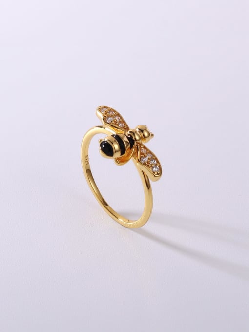 bee ring, dainty bee rings, gold bee rings, bee accessories, fashion jewelry, fine jewelry, sterling silver , gold plated jewelry, dianty rings, dainty bee rings, bee jewelry