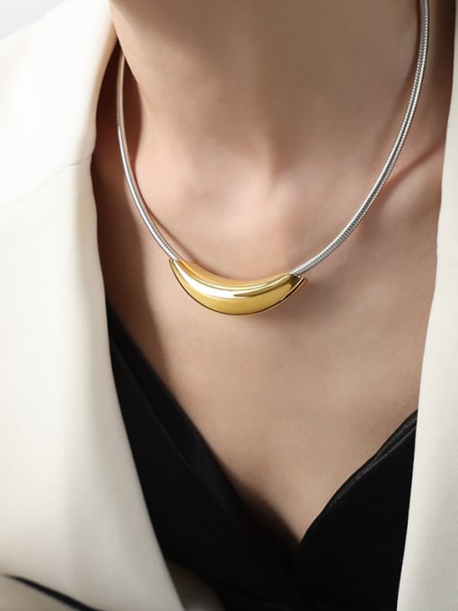 Necklace, necklaces, gold and silver mix necklaces, necklaces that have both gold and silver, statement necklaces, fashion jewelry, statement jewelry, accessories, 16 inch necklaces, waterproof jewelry, chunky necklaces, plain necklaces, jewelry, bar necklace, kesley jewelry
